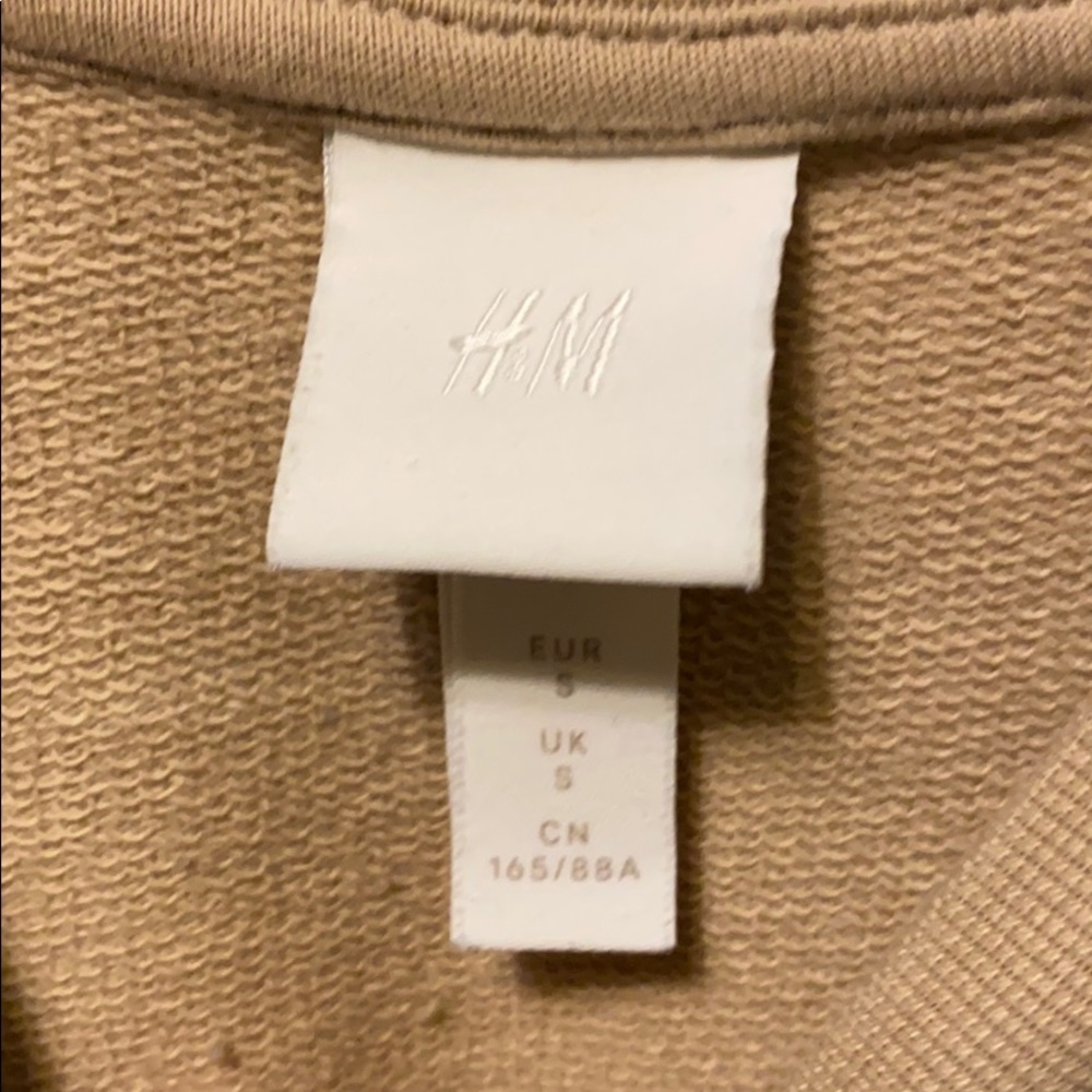 H&M Knotted Top - Picture 3 of 3